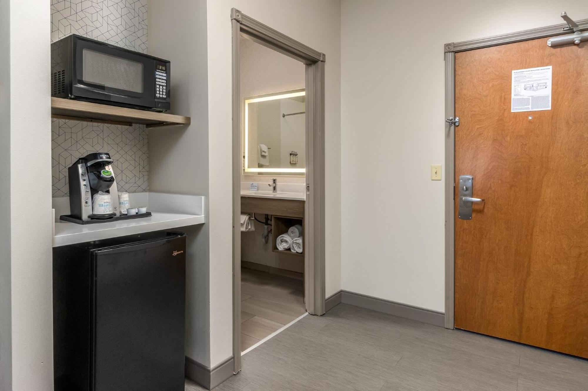 Holiday Inn Express Hotel & Suites Vancouver Mall-Portland Area By Ihg Zewnętrze zdjęcie